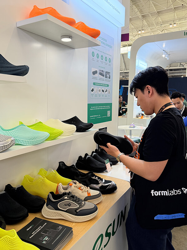 Flexible-and-Elastic-Materials-Exhibition-Area